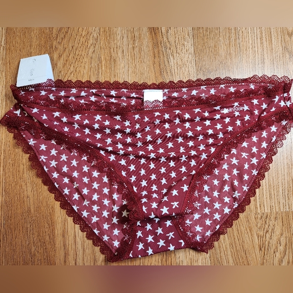 Calvin Klein Red Bikini w/ White Stars Size Large Lace Trim NWT - Picture 6 of 6